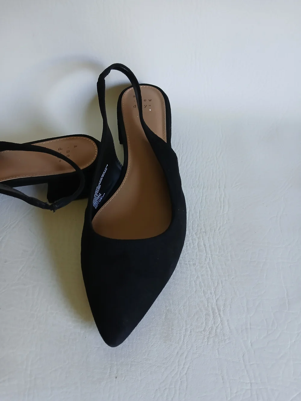 a new day Black Pointed Toe Faux Suede Slingback Flats Sz8.5M